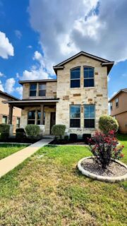 Thinking about a fresh start in the new year?

This adorable Leander home checks so many boxes and is priced at just $323,000. Cute, comfortable, and a great location near shopping, dining, and everyday conveniences. A great opportunity to start the year off right!

📍1432 Blake Street, Leander
🛏 3 Beds | 2.5 Baths
.
:
#texasrealestate #homeforsale #leandertx