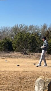 The perfect morning to watch my favorite guy play golf 🥶